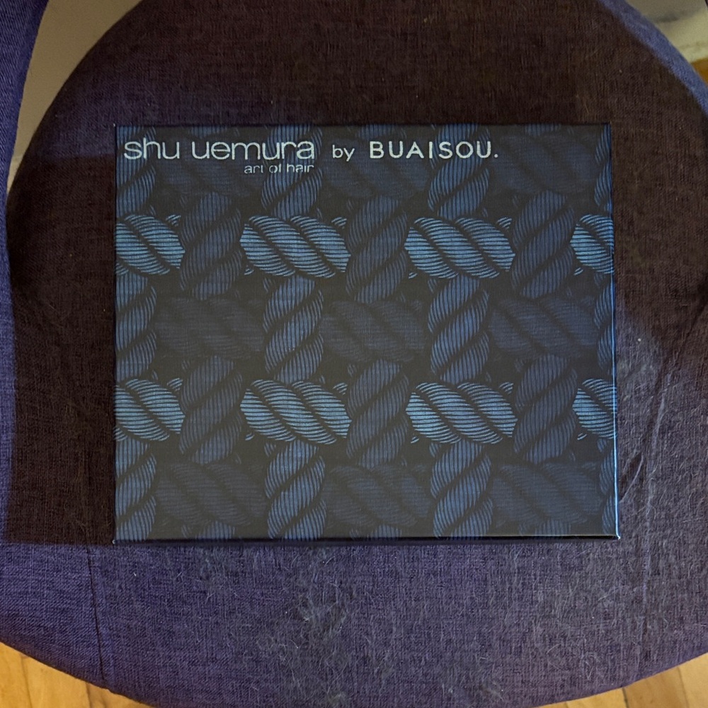 Shu Uemura Art of Hair Blue and Black Box